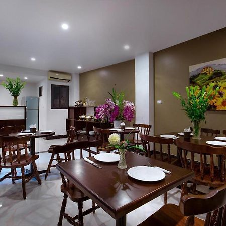 My Linh Hotel Hanoi Buitenkant foto
