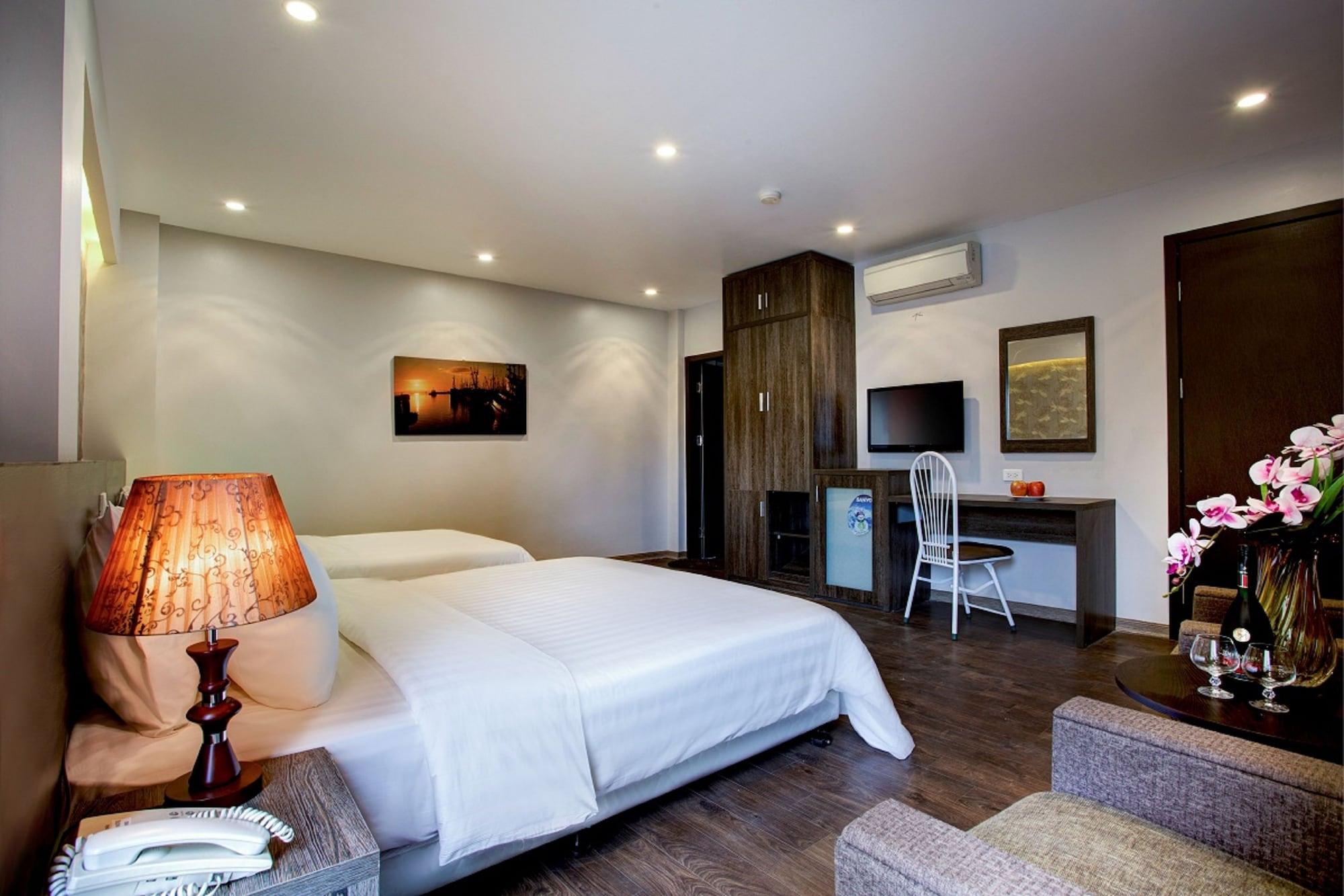 My Linh Hotel Hanoi Buitenkant foto