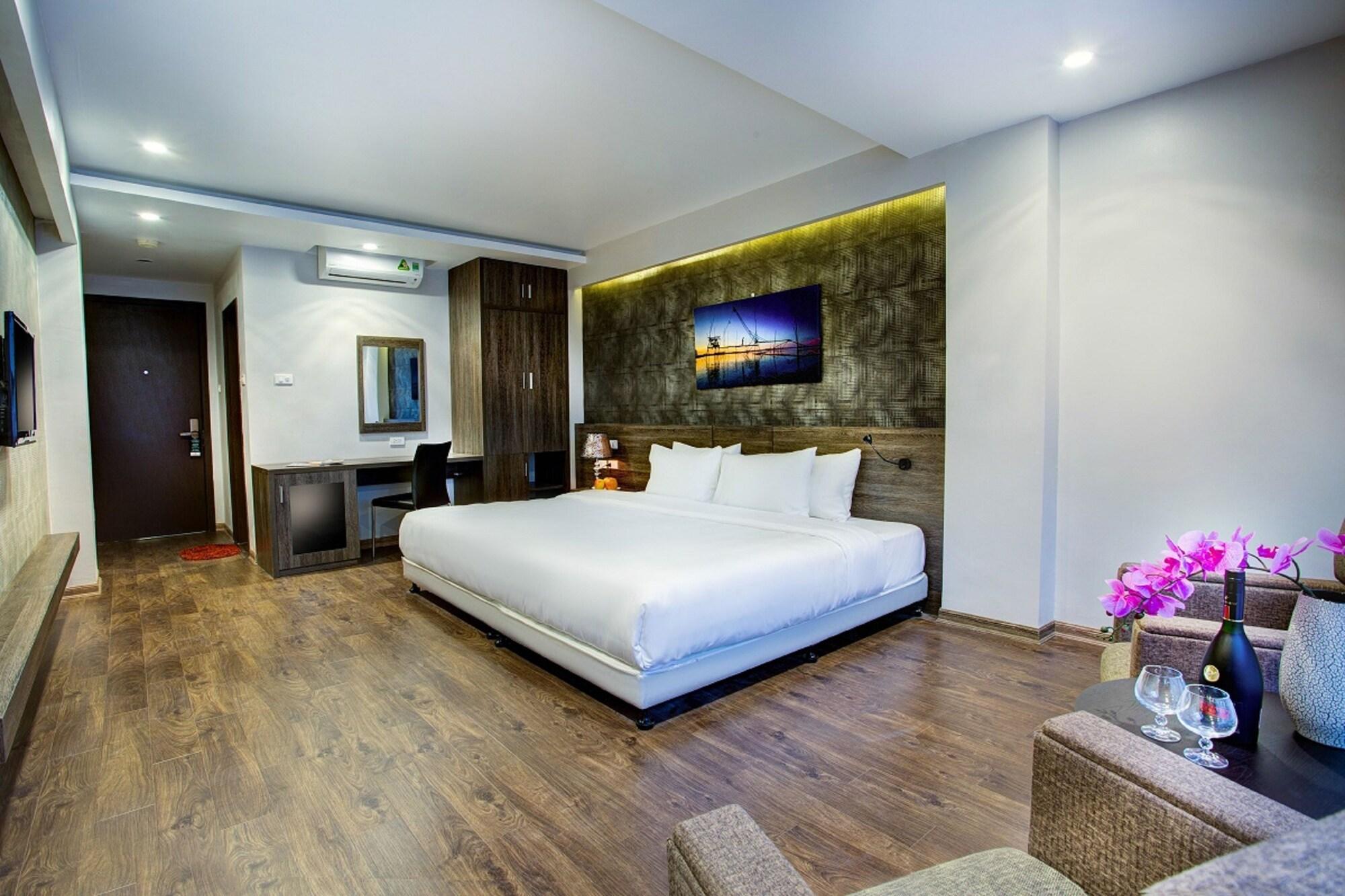 My Linh Hotel Hanoi Buitenkant foto